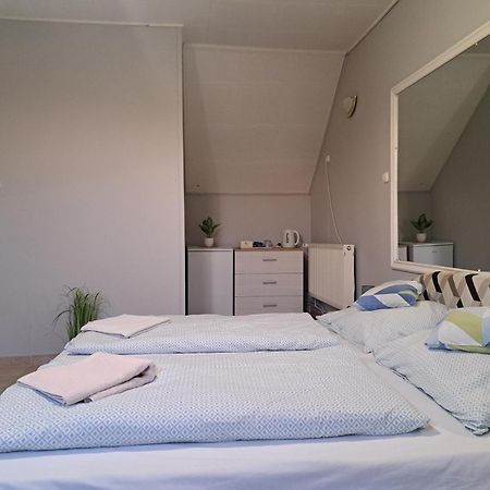 Kisdiofa Panzio Es Vendeglo Bed & Breakfast Vajdácska Eksteriør bilde
