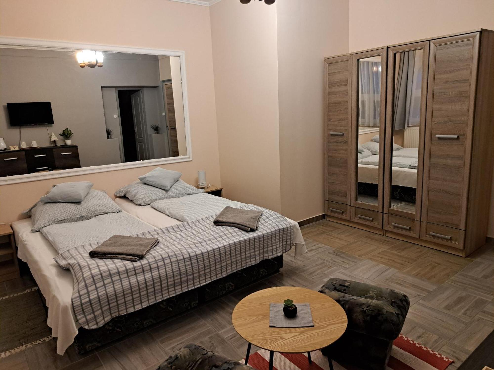 Kisdiofa Panzio Es Vendeglo Bed & Breakfast Vajdácska Eksteriør bilde