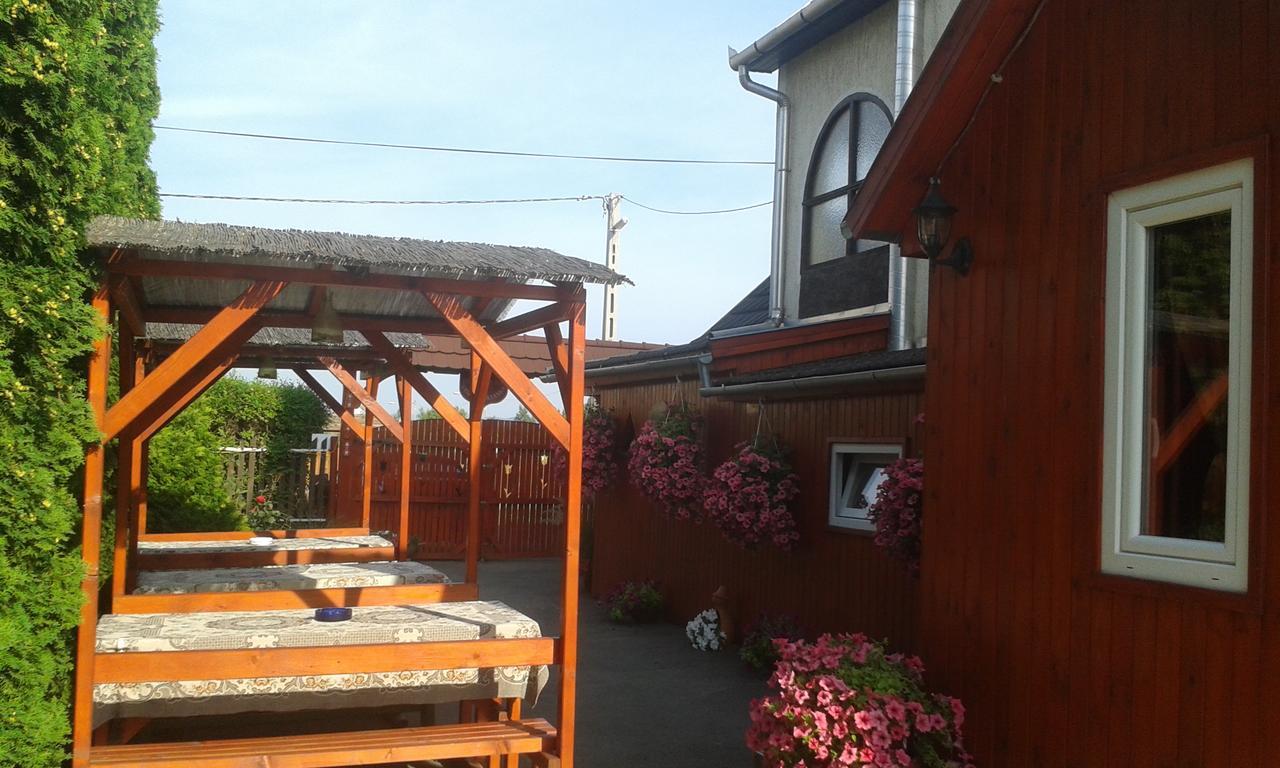 Kisdiofa Panzio Es Vendeglo Bed & Breakfast Vajdácska Eksteriør bilde