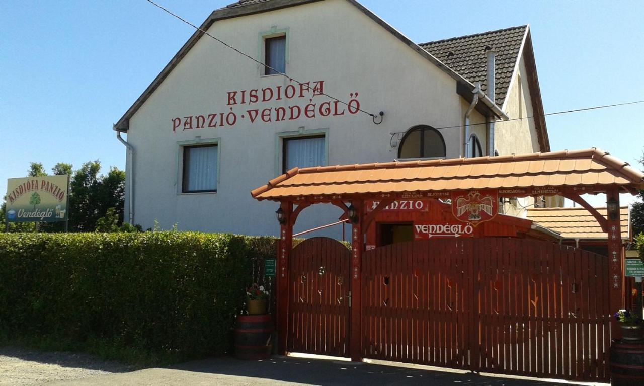 Kisdiofa Panzio Es Vendeglo Bed & Breakfast Vajdácska Eksteriør bilde