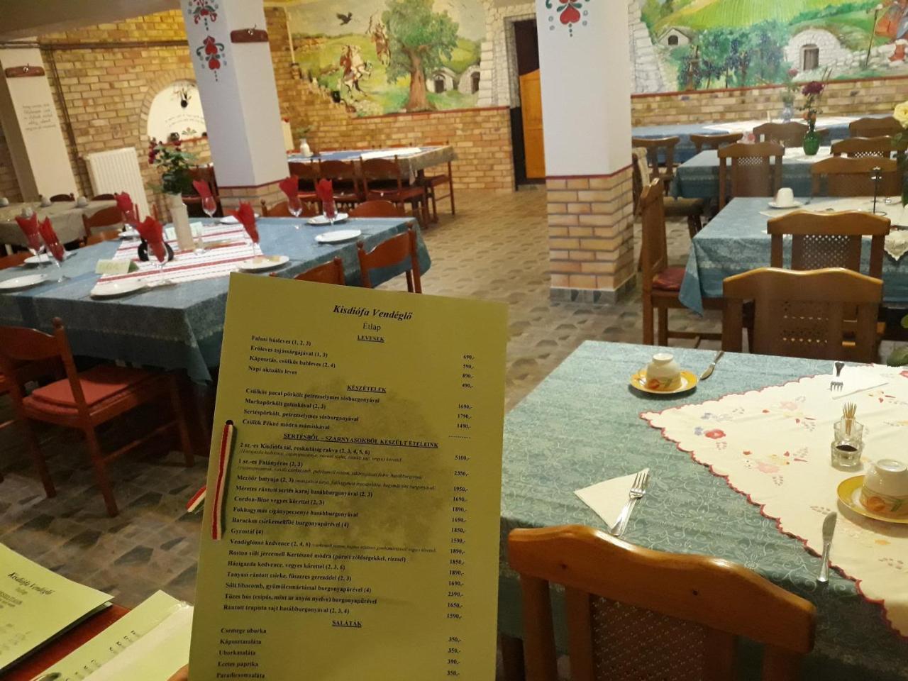 Kisdiofa Panzio Es Vendeglo Bed & Breakfast Vajdácska Eksteriør bilde